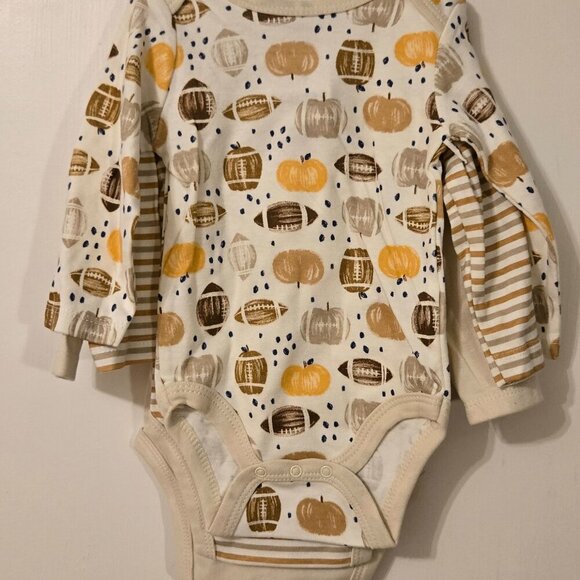 Chick pea 3 Pack onesie set Baby Football & Holiday - Picture 4 of 5